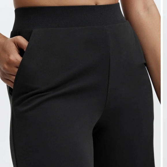 Sleek knit wide leg pant - new! - Picture 2 of 5